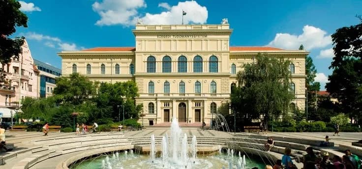 Yurt Dışında Sınavsız Üniversite Kabulü Alan 3 Ülke